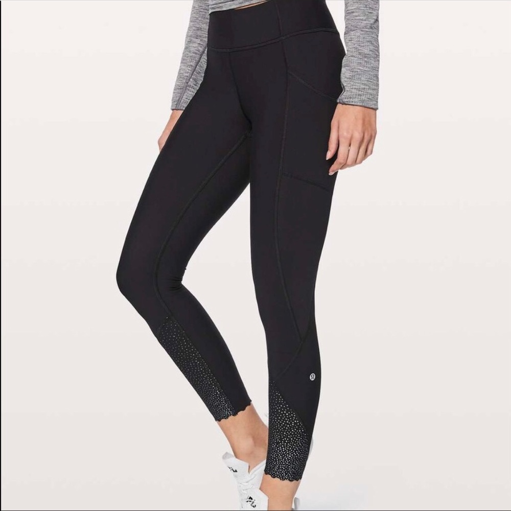 Lululemon reflective running tights Size 6